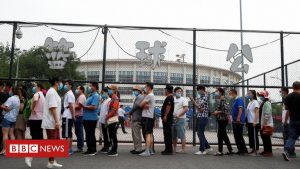 Coronavirus in Peking: 27 Stadtteile dürfen nicht abreisen, da die Spitze anhält