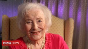 Dame Vera Lynn: Forces 'Sweetheart stirbt im Alter von 103 Jahren
