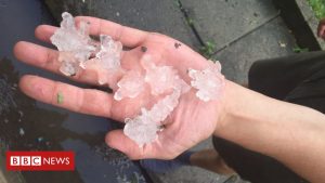 Wetter in Großbritannien: Hagelkörner fallen auf Leeds und Sheffield