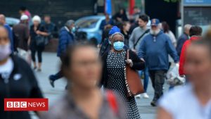 Coronavirus: Leicester "könnte gesperrt werden", sagt Innenminister