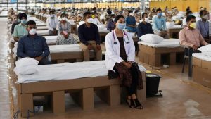 India Coronavirus: Nation eröffnet eines der größten Krankenhäuser der Welt