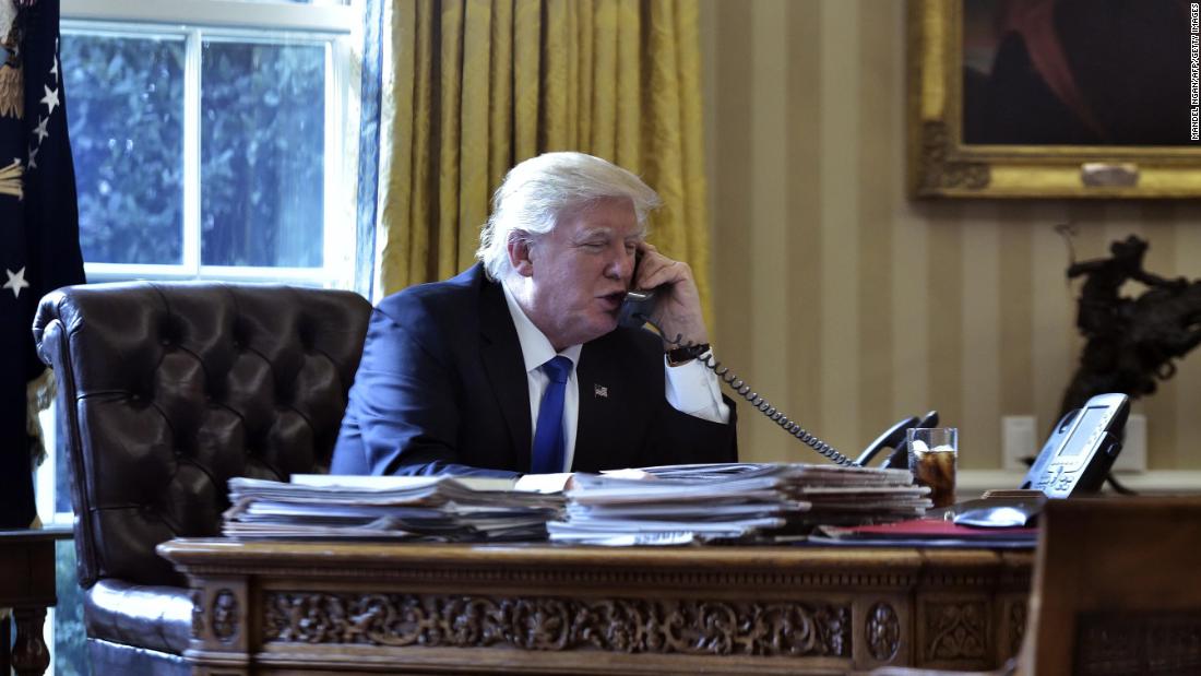 Trumps Telefonanrufe alarmieren US-Beamte, von der Auseinandersetzung mit Putin über den Missbrauch von Verbündeten bis hin zum Ignorieren seiner eigenen Berater