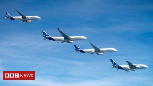Der Flugzeughersteller Airbus streicht 15.000 Stellen aufgrund von Coronavirus-Ausfällen