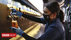 Coronavirus: Pubs, Restaurants und Friseure werden in England wiedereröffnet
