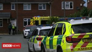 Zwei Rettungssanitäter in Wolverhampton erstochen