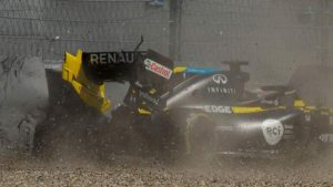 Formel 1: Max Verstappen am schnellsten im GP der Steiermark, als Daniel Ricciardo stürzt