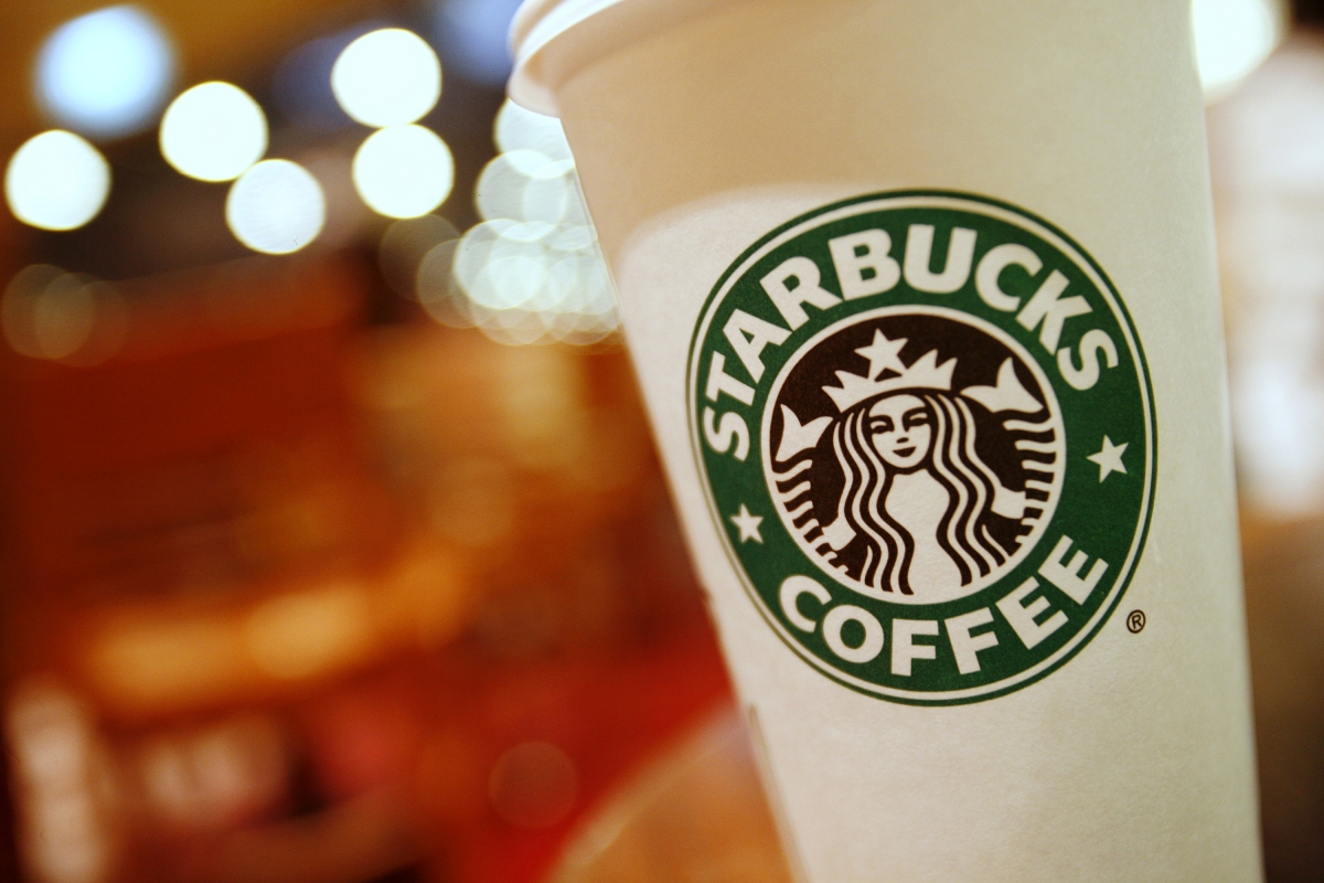 Starbucks barista stands up to anti-masker customer, gets $100K in tips; now she wants half