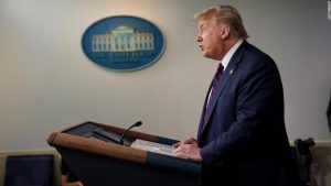 Trump beim Briefing sagt, dass die Covid-Krise "wahrscheinlich noch schlimmer werden wird, bevor sie besser wird".
