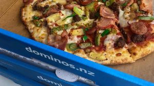 Dominos Neuseeland gibt Karens nach einer Gegenreaktion keine kostenlosen Pizzen mehr