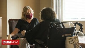 Coronavirus: Pflegeheimbesuche wegen fehlender Tests "verzögert"