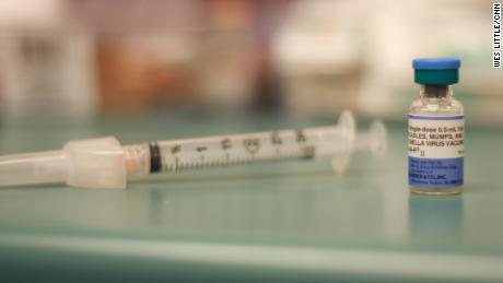 Könnte ein alltäglicher Impfstoff für Kinder gegen Coronavirus helfen? 