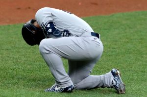 Yankees 'Gleyber Torres' Tag für Tag ', nachdem er am Ellbogen getroffen wurde