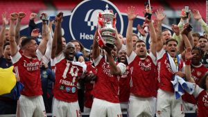 Pierre-Emerick Aubameyang hilft Arsenal, den FA Cup gegen Chelsea zu gewinnen