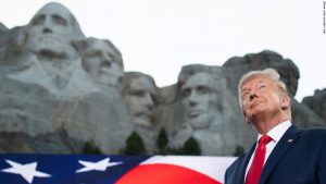 NYT: Das Weiße Haus hat sich an den Gouverneur von South Dakota gewandt, um Trump zum Mount Rushmore hinzuzufügen