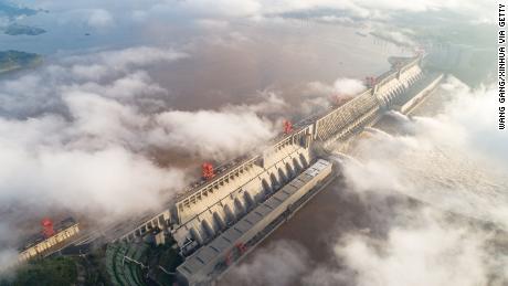 Chinas Drei-Schluchten-Damm ist einer der größten, die jemals geschaffen wurden.  War es das wert?