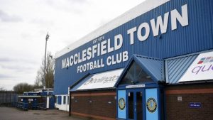 Macclesfield Town stieg ab, nachdem EFL Punkte gewonnen hatte, Stevenage war wiederbelebt
