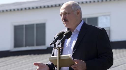 Präsident im Werk Minsk: Boos für Lukaschenko